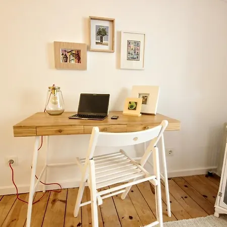 Charming Flat With Terrace @ The Heart Of *