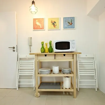 Charming Flat With Terrace @ The Heart Of *