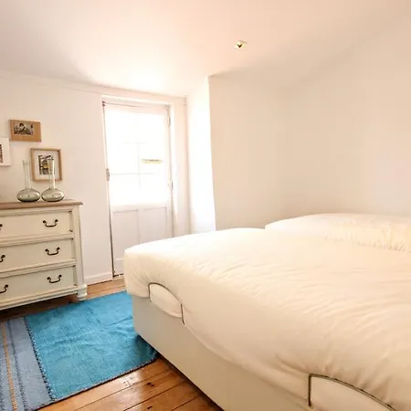 Charming Flat With Terrace @ The Heart Of * リスボン